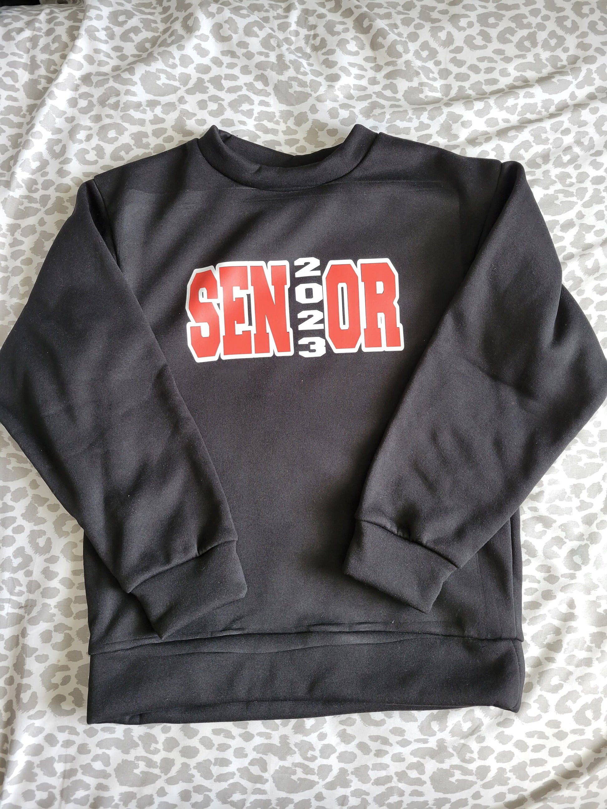 CLASS OF 2024 SENIOR Sweater Seniors Sweat Shirt 2023 Seniors T-Shirt 2023 T-Shirt Senior Hoodie Graduation 2024 Senior 2023 Graduate Hoodie